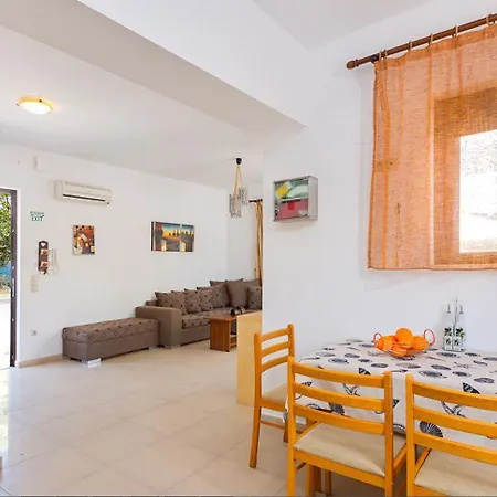 Melfe Villas Pefki